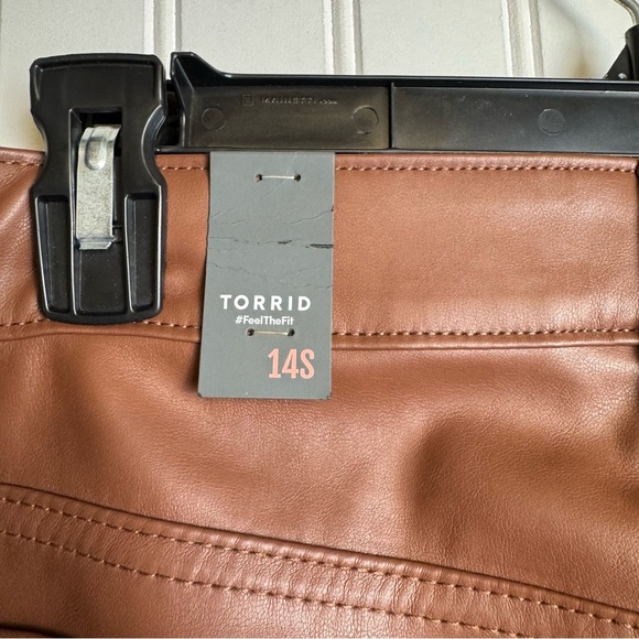 NWT Torrid Perfect Skinny Faux Leather High Rise Pants, Brown,  Size 14 Short R3 - Picture 10 of 13